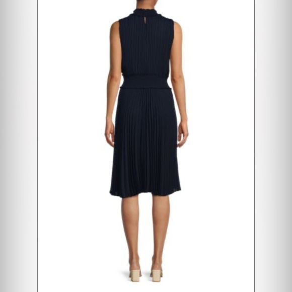 Nanette Lepore Navy Accordion Pleat Smocked Midi Dress Size 6 Office Work Party - Picture 2 of 12